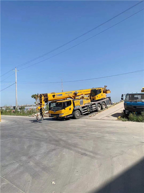 凤庆县吊车作业时，可能会产生哪些额外收费项目？